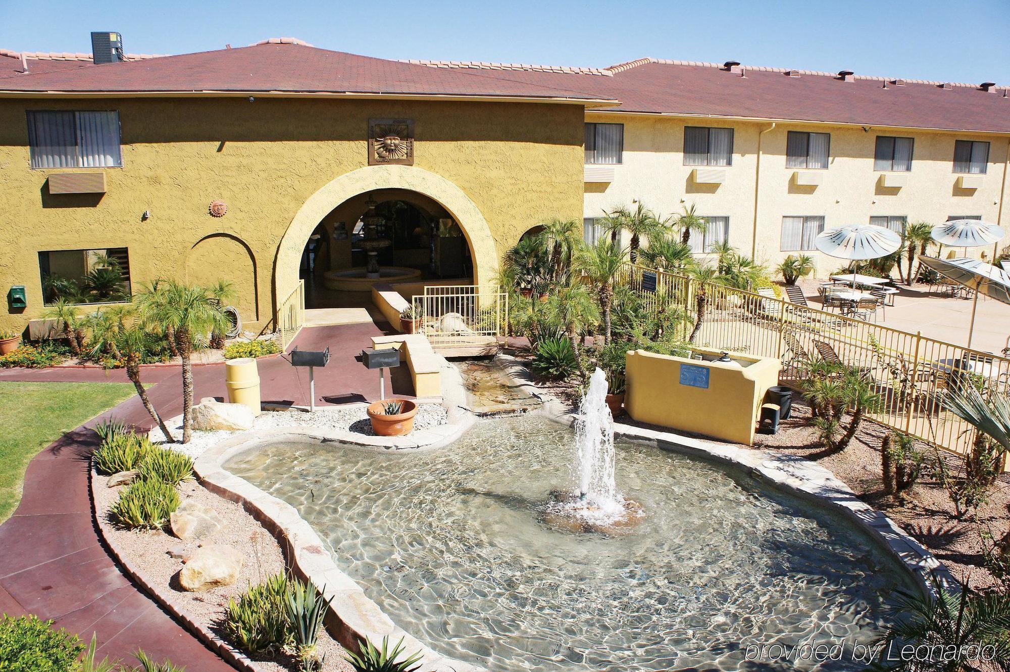 Laquinta Inn Phoenix - Arcadia Екстериор снимка