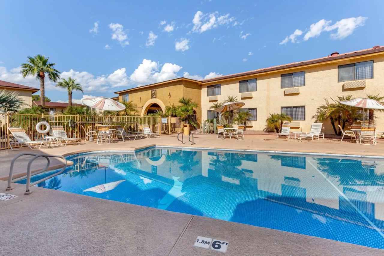 Laquinta Inn Phoenix - Arcadia Екстериор снимка