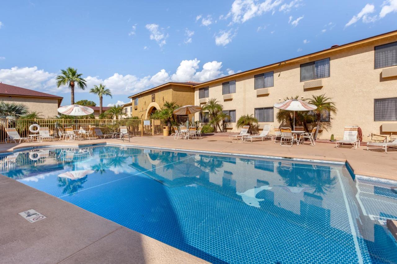 Laquinta Inn Phoenix - Arcadia Екстериор снимка